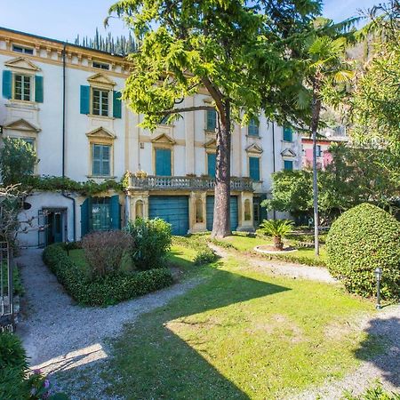 Il Batti Apartment Water Front And Private Beach Toscolano Maderno Exterior photo